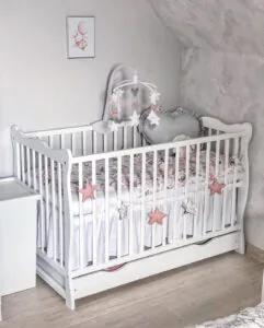 Bērnu gultiņa 120x60 Julija ar atvilktni